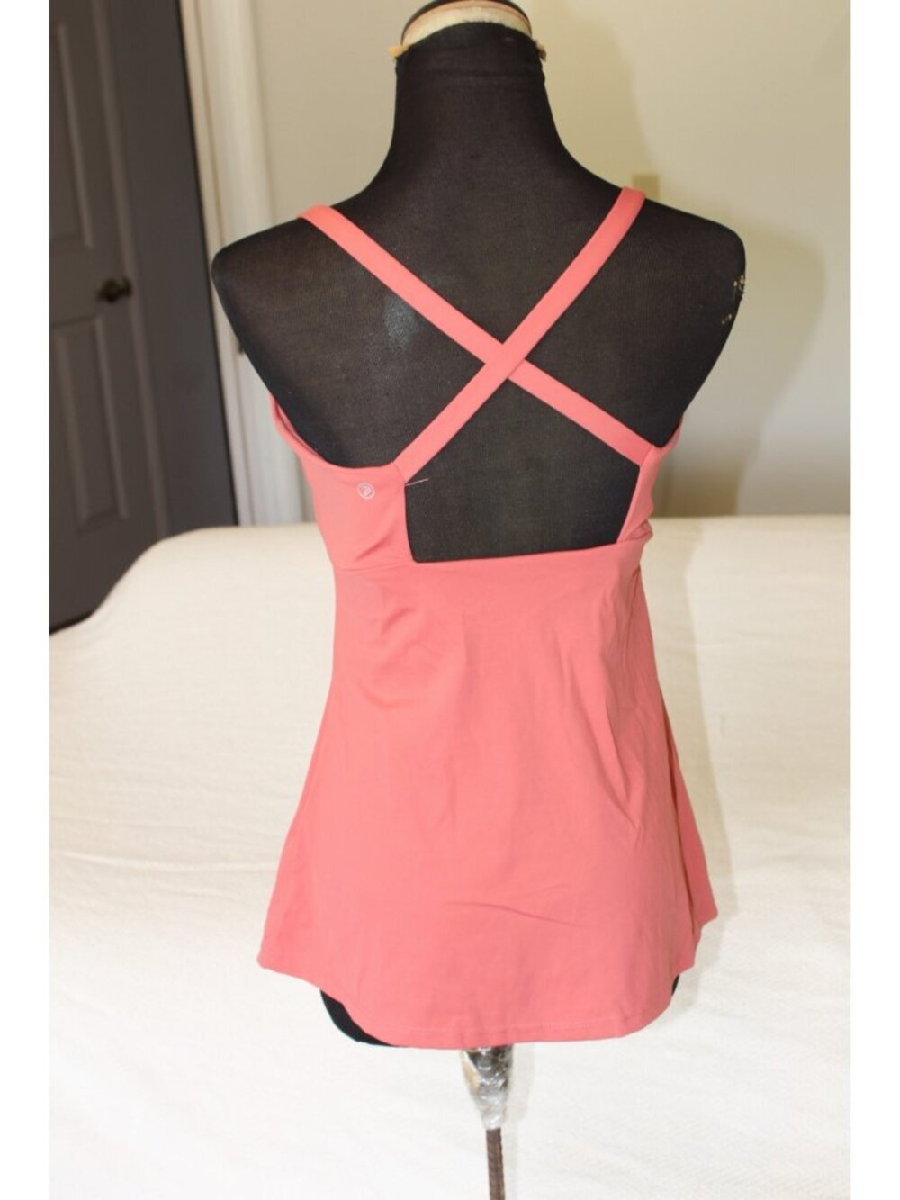 Savvi Kuma Tank Top Padded Shelf Bra Medium Coral pink Criss-cross back Straps - Picture 3 of 10